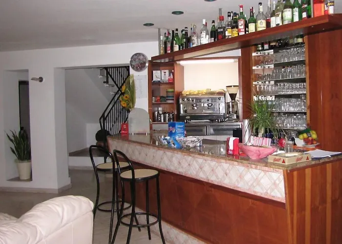 Caruso فندق ريميني