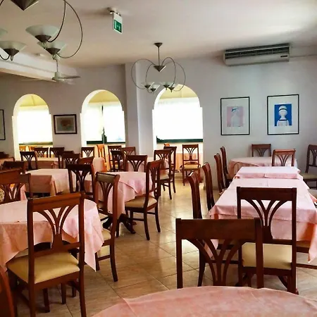 Hotel Caruso 3*